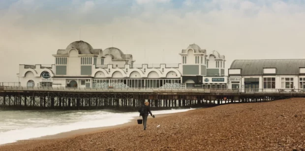 Between the Piers – CineGlobe 2026